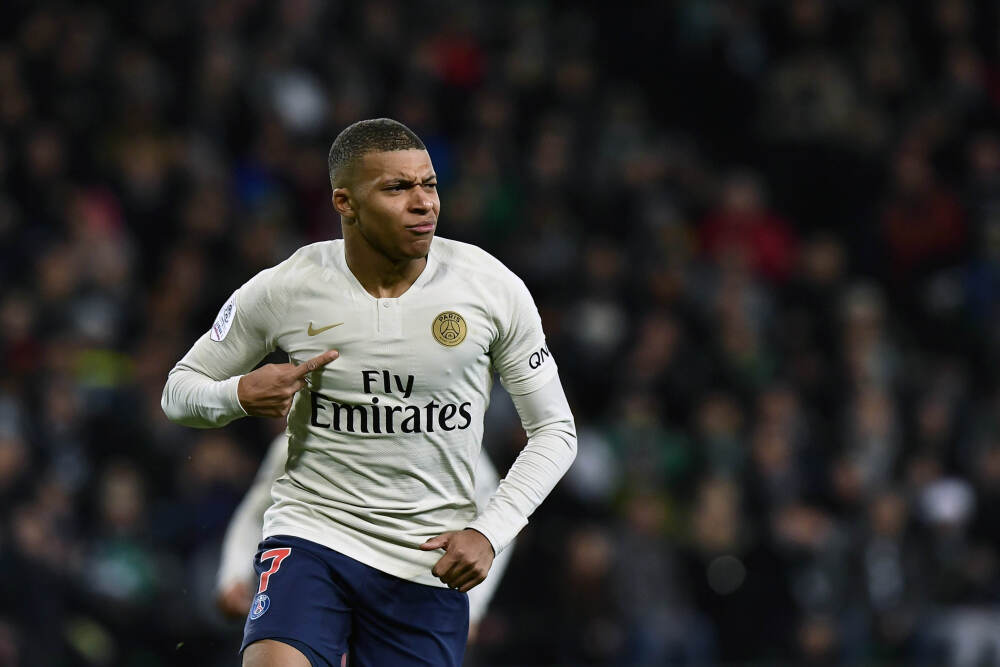 九强生物:股东ZHOU XIAOYAN拟减持公司不超0.38%股份